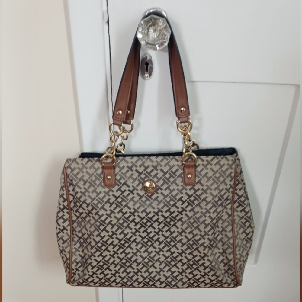 Tommy Hilfiger bag, never used